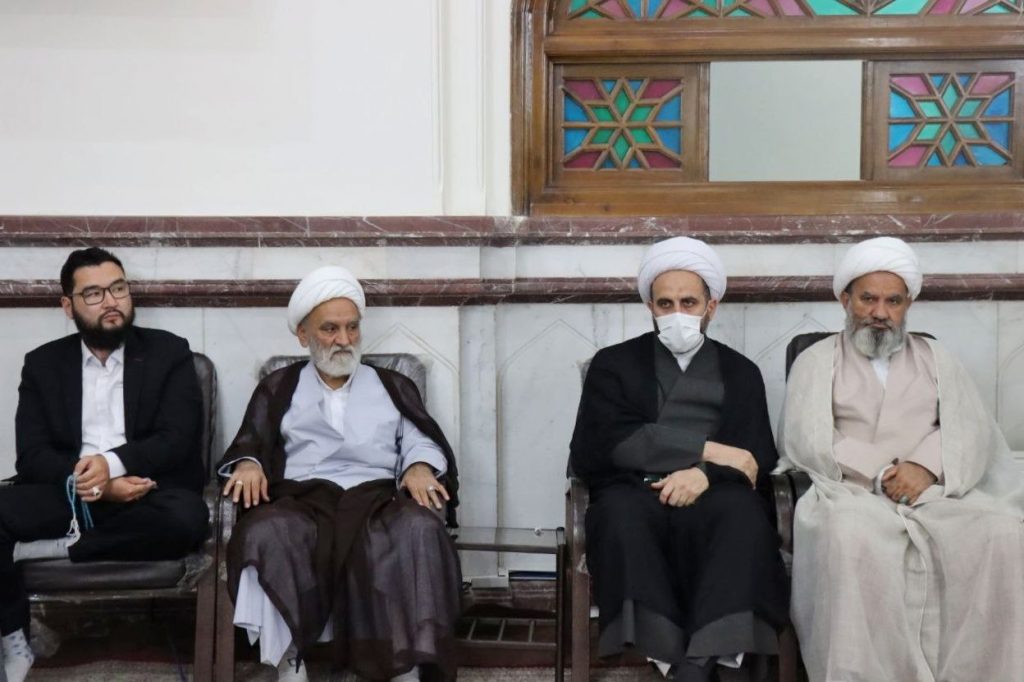 عمامه های خونین